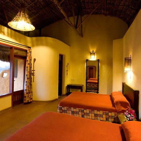 Samburu Sopa Lodge Archers Post Eksteriør bilde