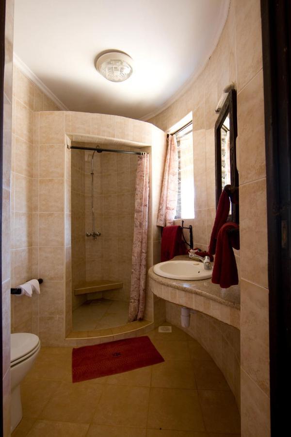 Samburu Sopa Lodge Archers Post Eksteriør bilde