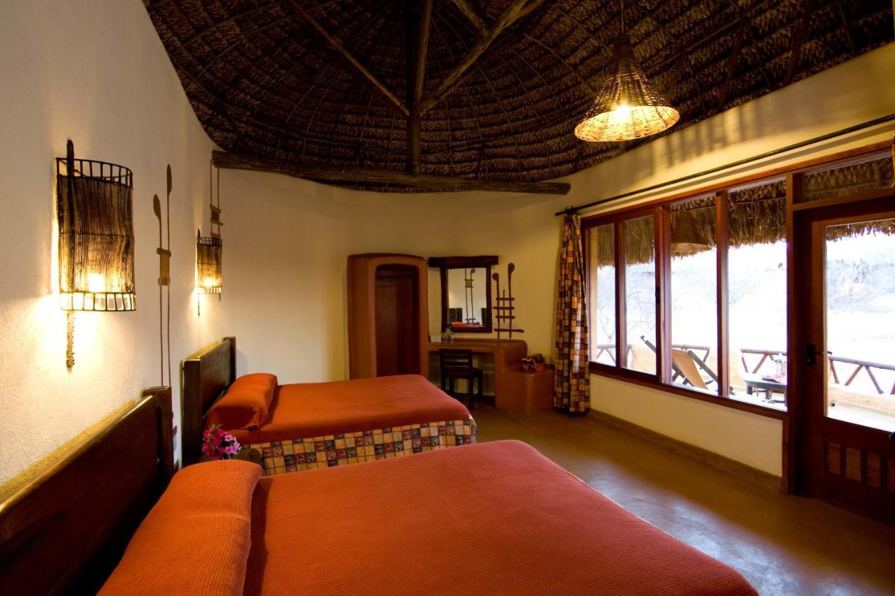 Samburu Sopa Lodge Archers Post Eksteriør bilde