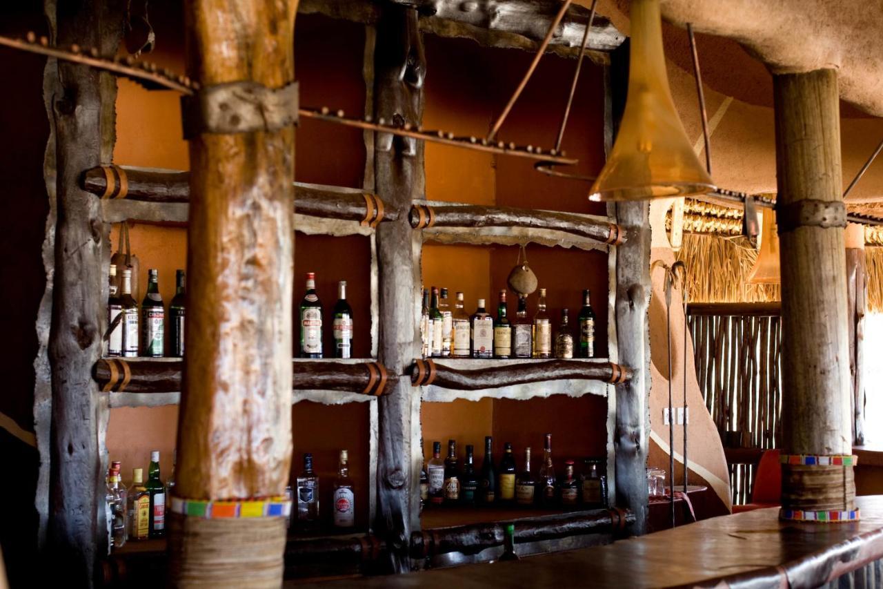 Samburu Sopa Lodge Archers Post Eksteriør bilde